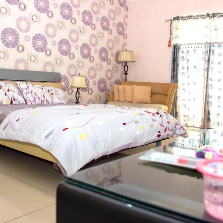 Apartemen Mtc Манадо Екстер'єр фото
